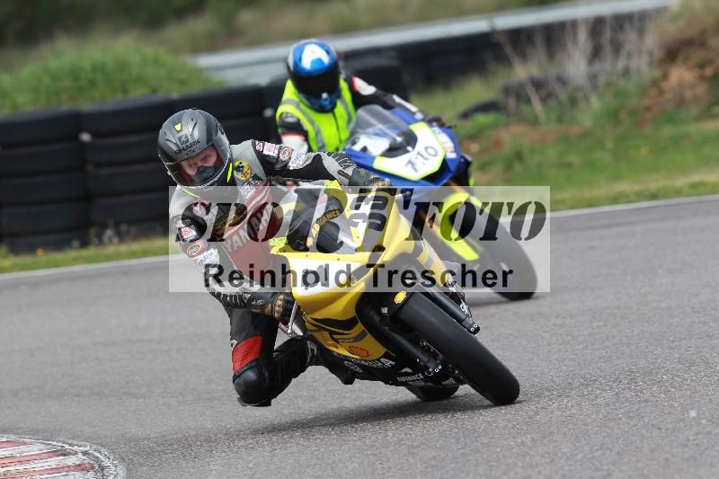 Archiv-2022/13 25.04.2022 Plüss Moto Sport ADR/Freies Fahren/33